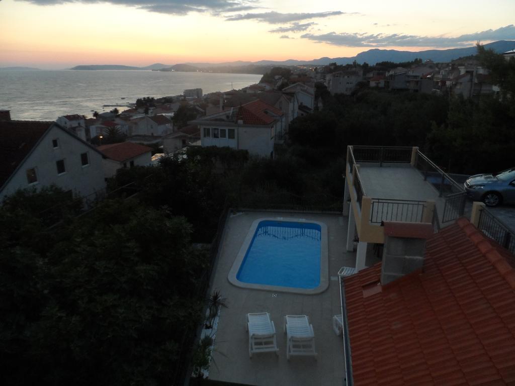 Apartments Max&Leon Podstrana Rom bilde